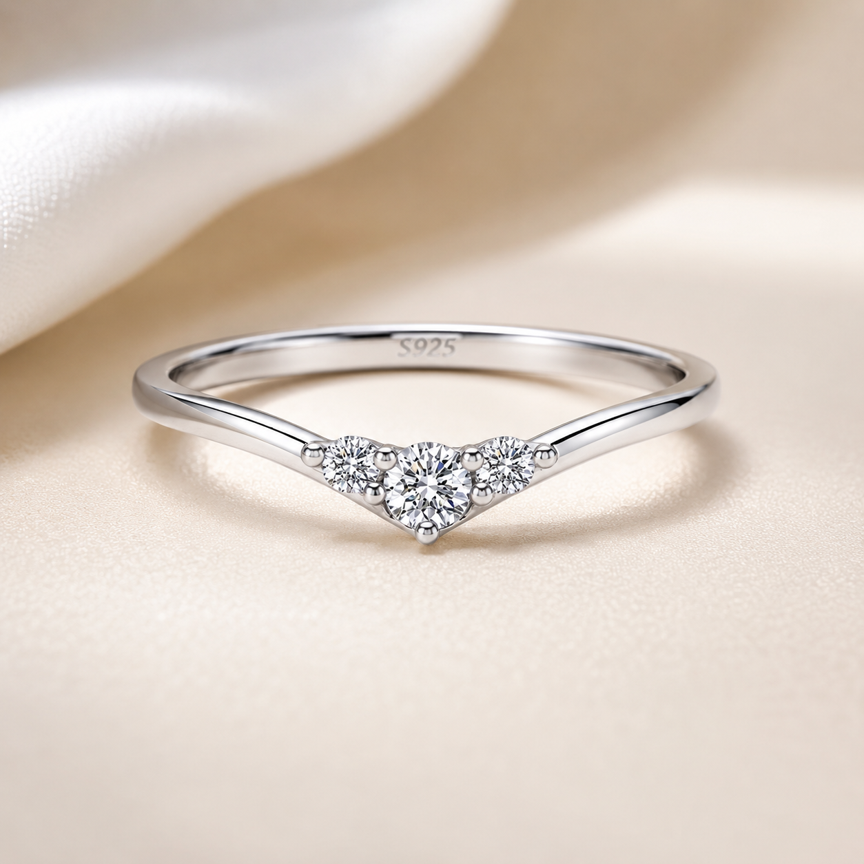 Anillo Vela de Moissanita en Plata 925