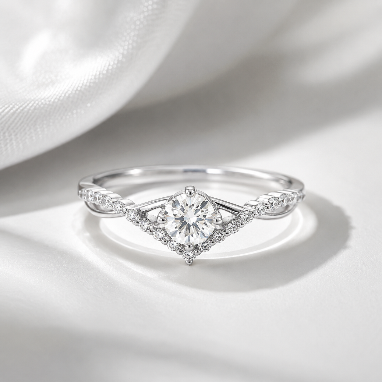 Anillo Aurora de Moissanita 0.50 CT en Plata 925